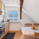 Haus Hilebrand Daire Kressbronn am Bodensee