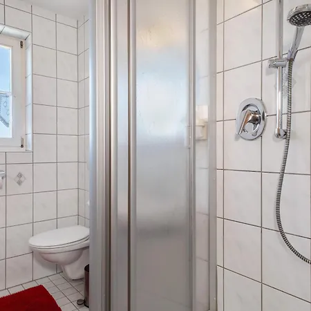 Haus Hilebrand 크레스브론암보덴지